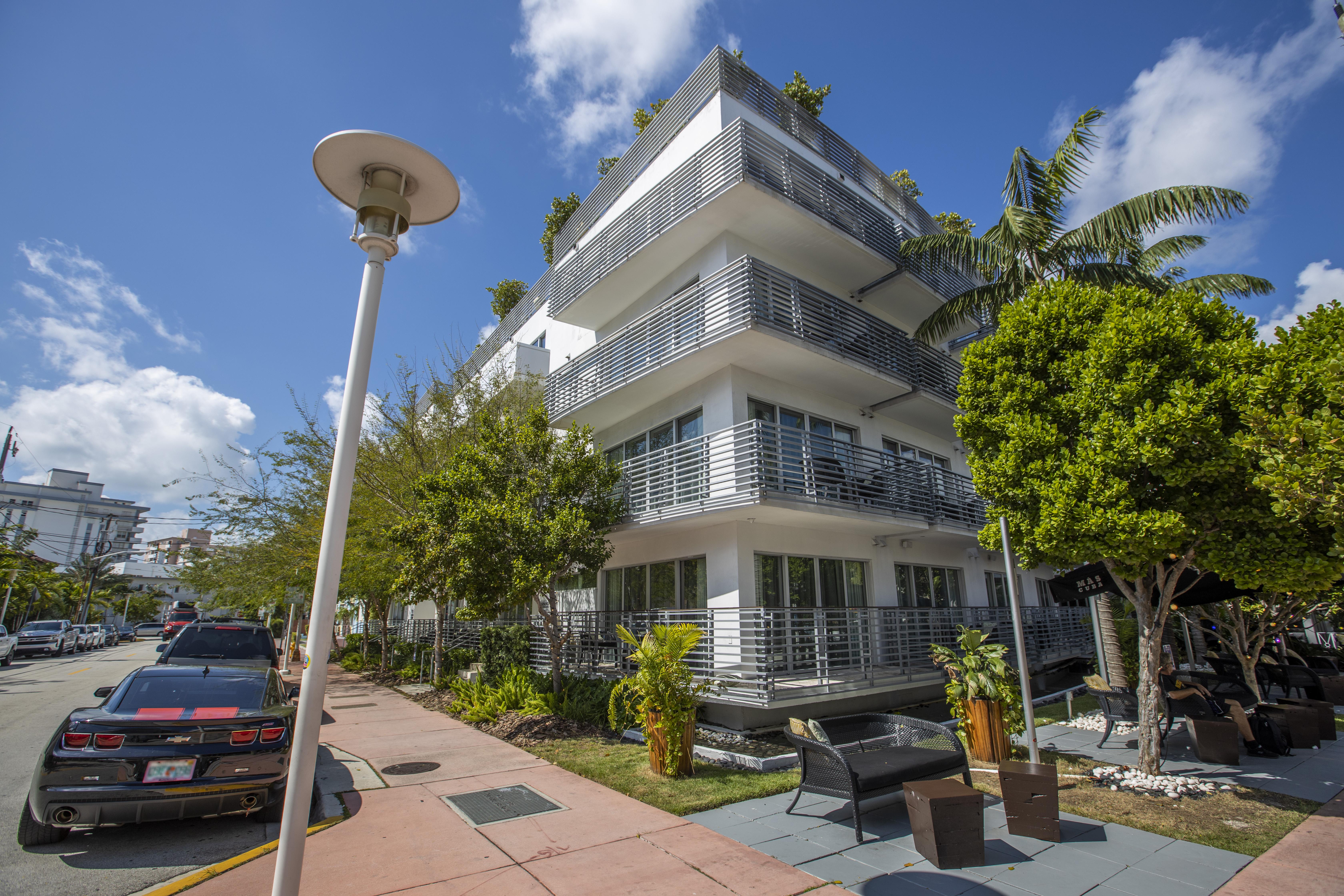 מיאמי ביץ' Riviera Suites מראה חיצוני תמונה