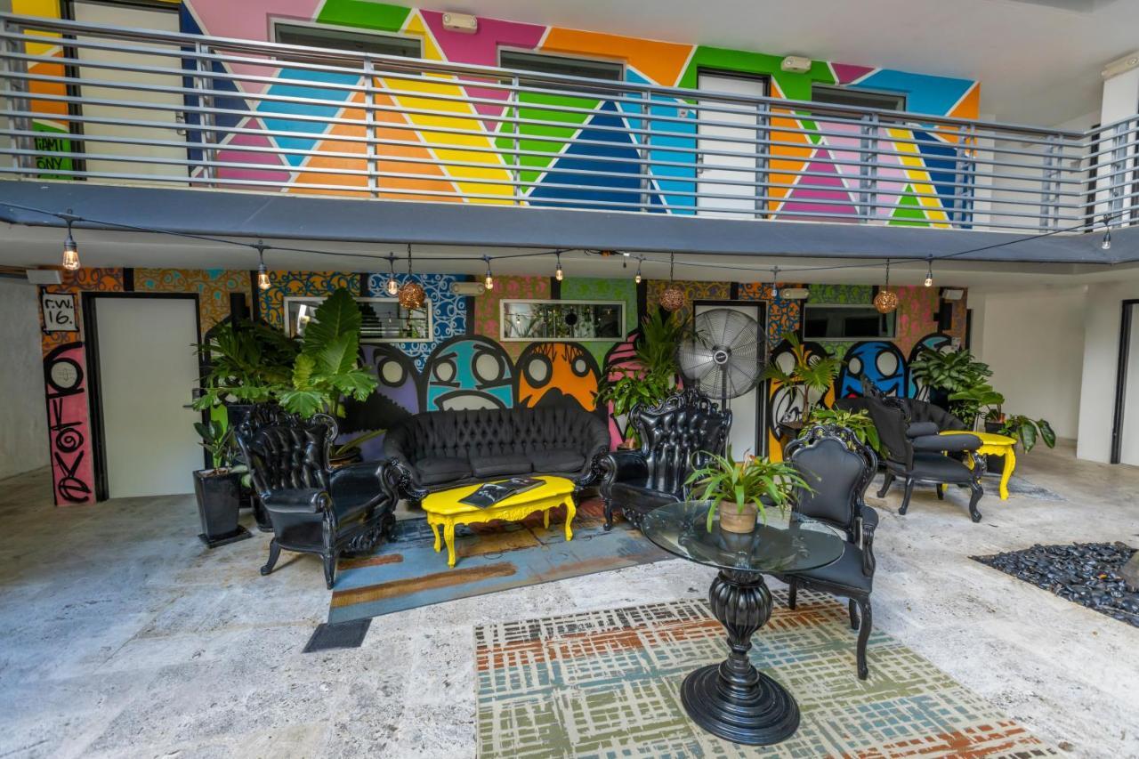 מיאמי ביץ' Riviera Suites מראה חיצוני תמונה